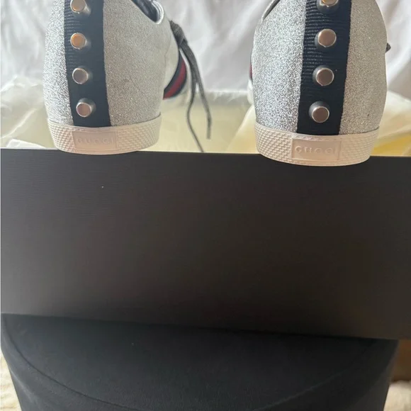 Gucci Men's Silver Sneakers - Picture 3 of 4